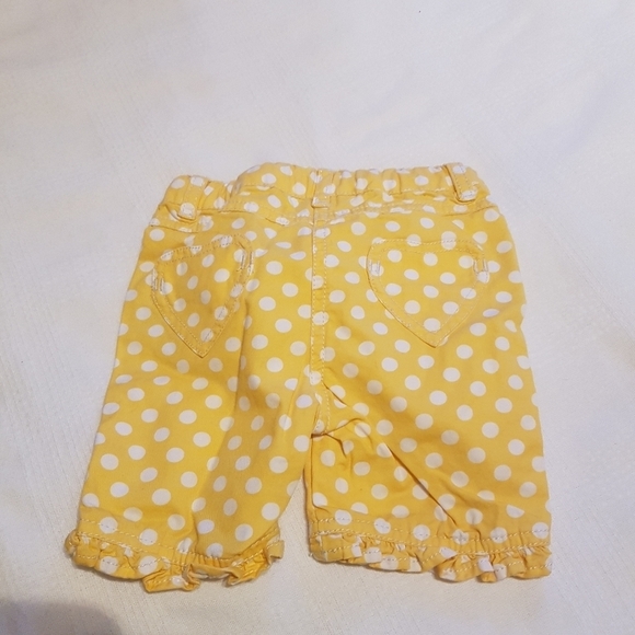 Baby Boden yellow polka dot shorts 3-6 months heart pockets - Picture 2 of 4